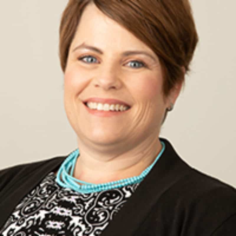 Amy Thomas headshot