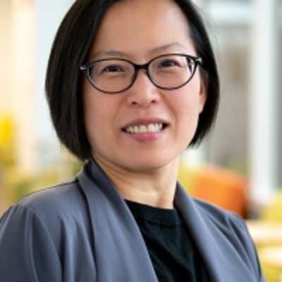 Hui Peng_Koi_Headshot