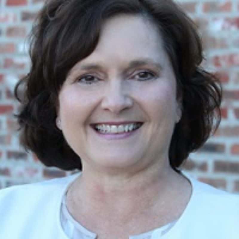 Van Mol_Colleen_Headshot